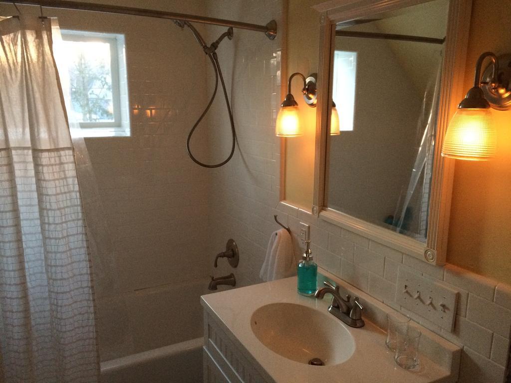 Aberdeen Stone Cottage B&B ทราเวิร์สซิตี้ ห้อง รูปภาพ